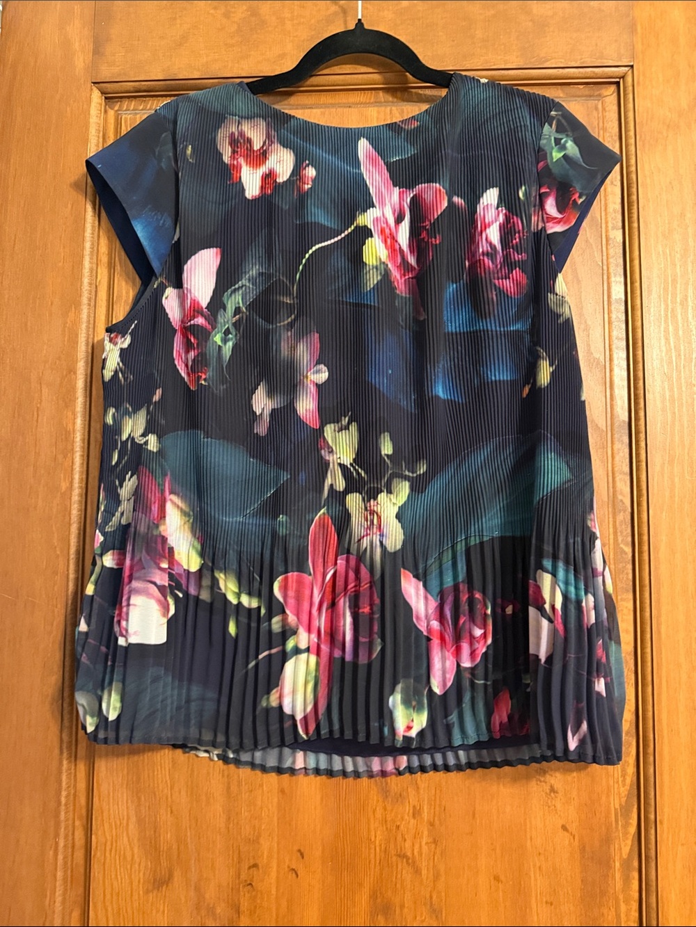 Ted Baker Navy Floral Pleated Short-Sleeve Blouse